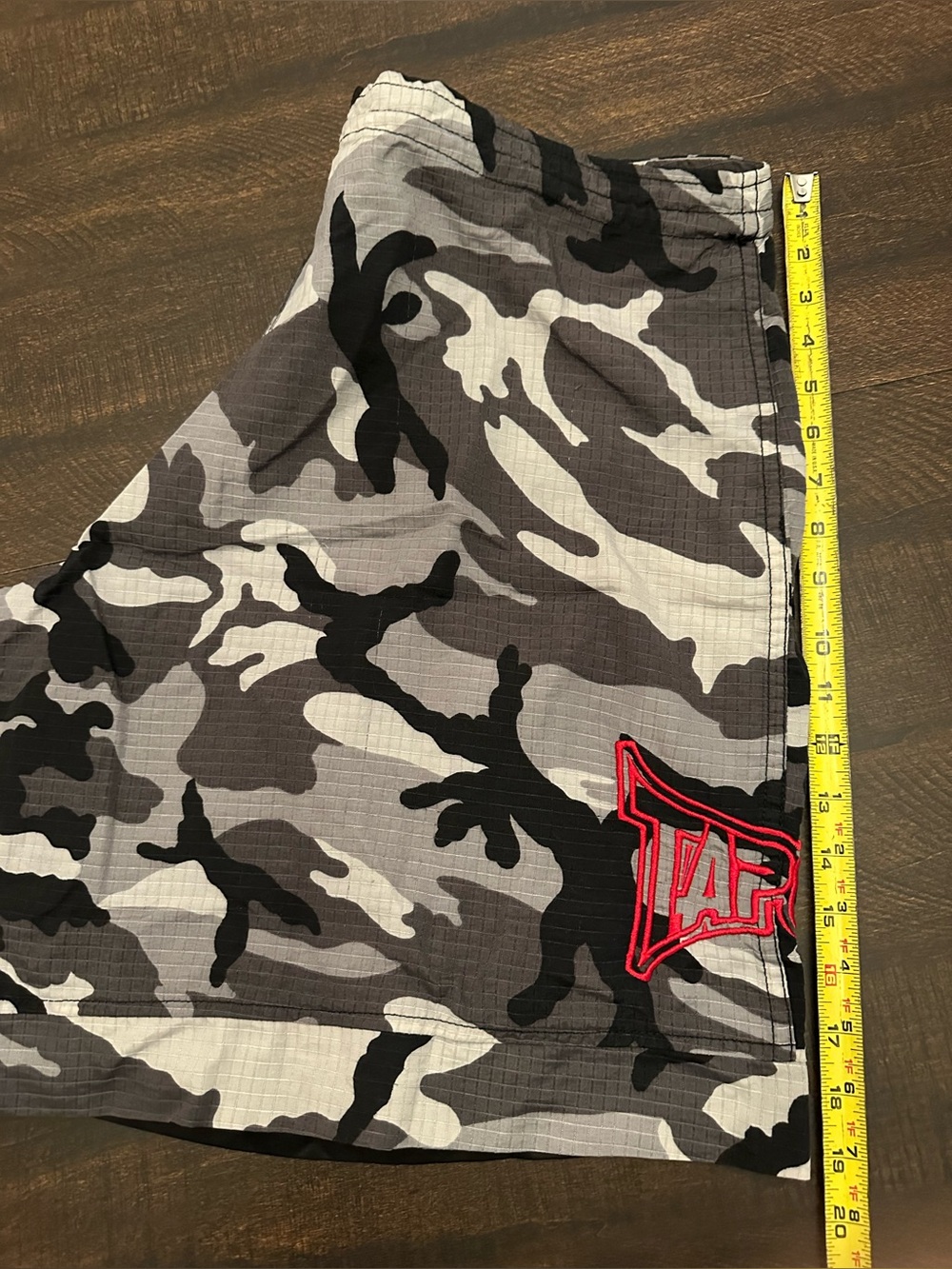 Tapout Men's MMA Fight Shorts Camo Black Gray White Red-Size 36 - Picture 10 of 11